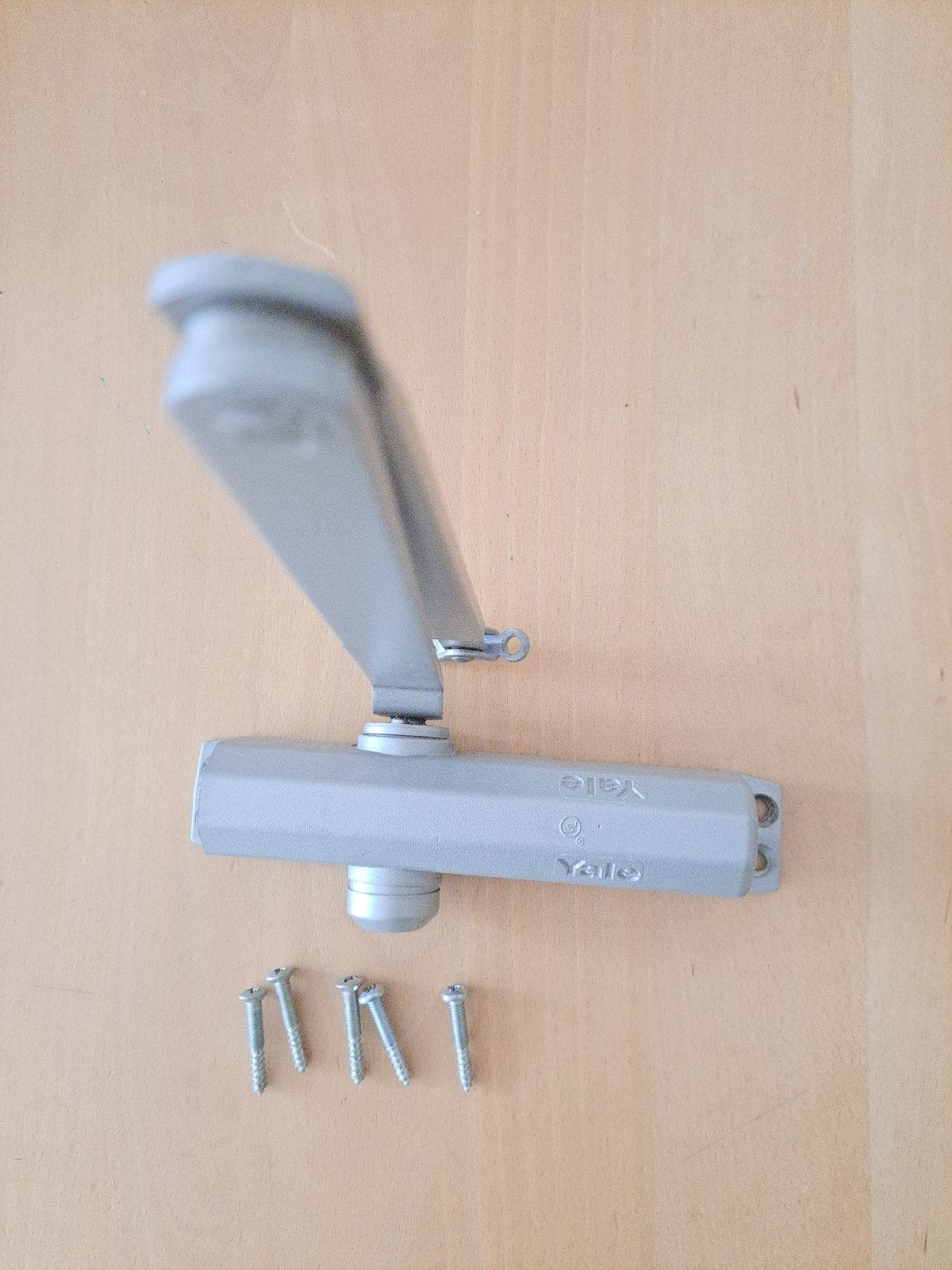 Yale Deurdranger, Ophalen of Verzenden, Gebruikt, Overige materialen, Overige typen