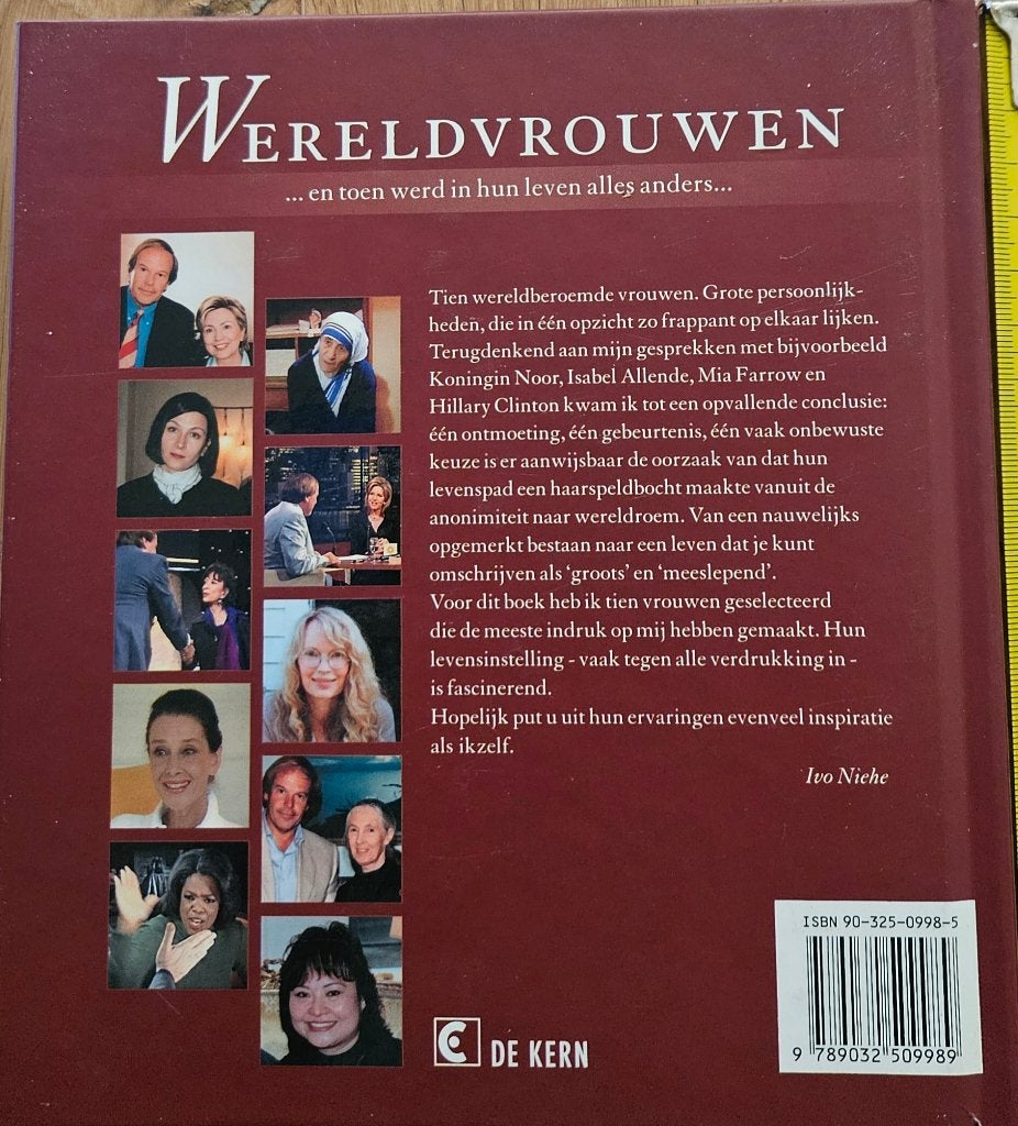 Ivo Niehe 'Wereldvrouwen' portretten van beroemde vrouwen !, Ophalen of Verzenden, Zo goed als nieuw, Ivo Niehe, Film, Tv en Media