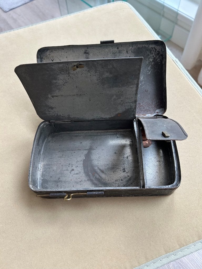 Vintage Wapenschoonmaakblik uit WW2, Ophalen of Verzenden, Landmacht, Duitsland, Overige typen