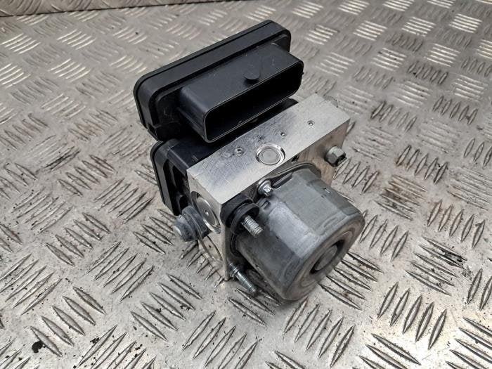 ABS Pomp van een Opel Corsa, Auto-onderdelen, Gebruikt, -, -, Opel