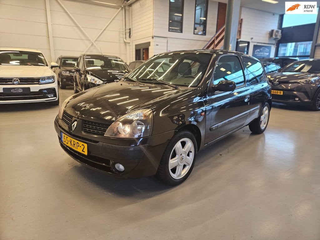 Renault Clio 1.2-16V Authentique | Nieuwe apk | Compact | In, Stof, Gebruikt, 31 €/maand, 4 cilinders