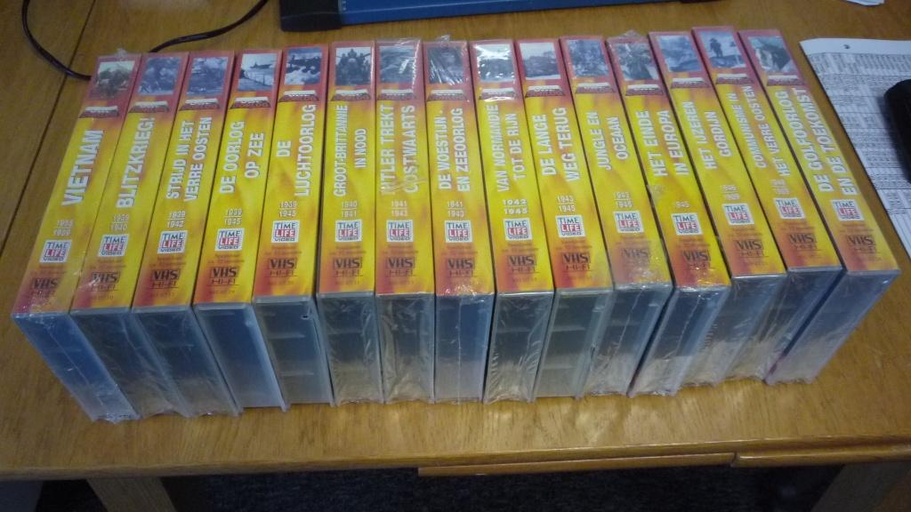 SERIE OORLOGSFILMS VHS ( 15 STUKS NOG INGESAILD, Cd's en Dvd's, VHS | Film, Vanaf 12 jaar, Ophalen, Nieuw in verpakking, Drama