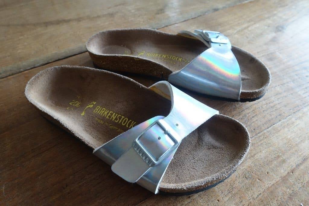 Birkenstock slipper zilver maat 31, Kinderen en Baby's, Jongen of Meisje, Ophalen of Verzenden, Birkenstock, Laarzen