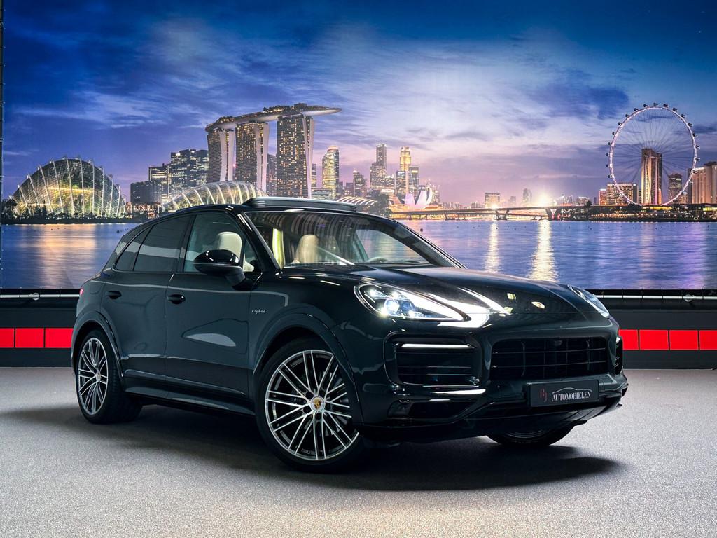 Porsche Cayenne 3.0 E-Hybrid |Burmester|SportDesign+Chrono|H, Automaat, Cayenne, 2995 cc, Zwart