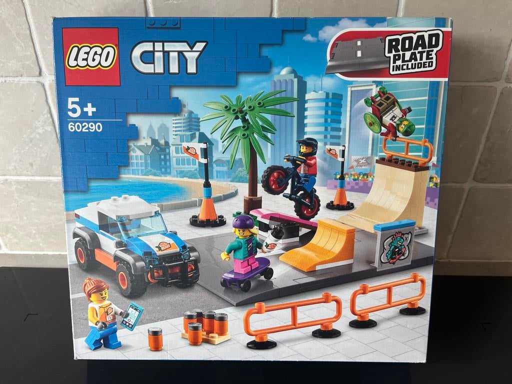 Lego City 60290 Skatepark - Compleet met doos en instructie, Lego, Ophalen of Verzenden, Compleet, Complete set