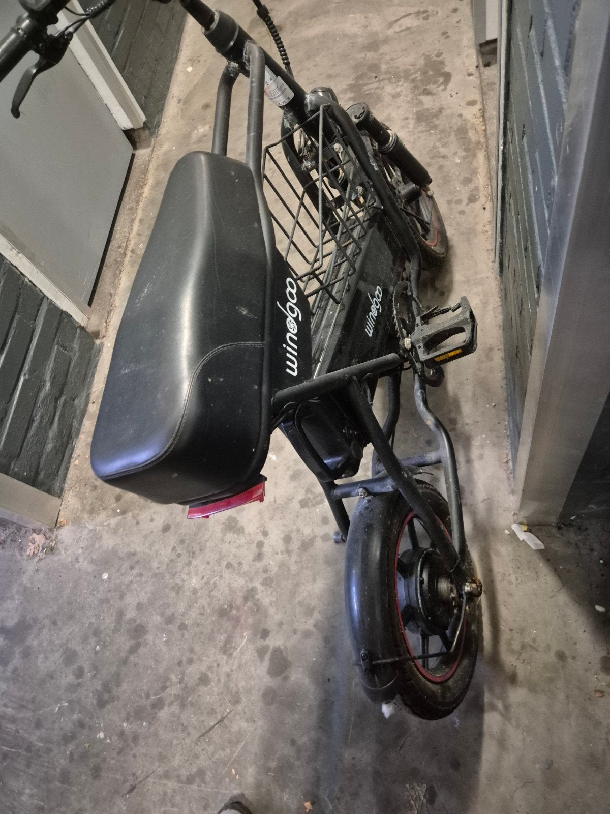 Windgoo elektrische fiets - Ketting en scherm defect, Fietsen en Brommers, Ophalen of Verzenden