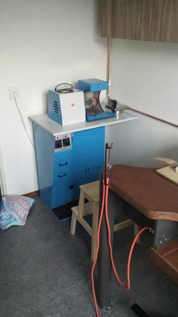 Goudsmid polijstmachine 1 stand 3000 rpm met afzuiging, Doe-het-zelf en Verbouw, Ophalen, Gebruikt, Overige typen