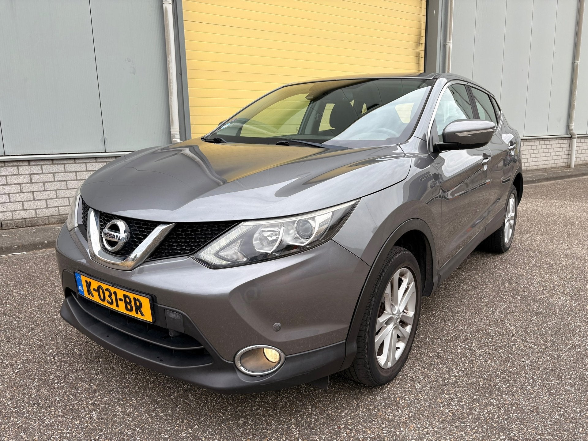 Nissan Qashqai 1.2 Connect Edition, Auto's, Voorwielaandrijving, Euro 5, Gebruikt, Zwart
