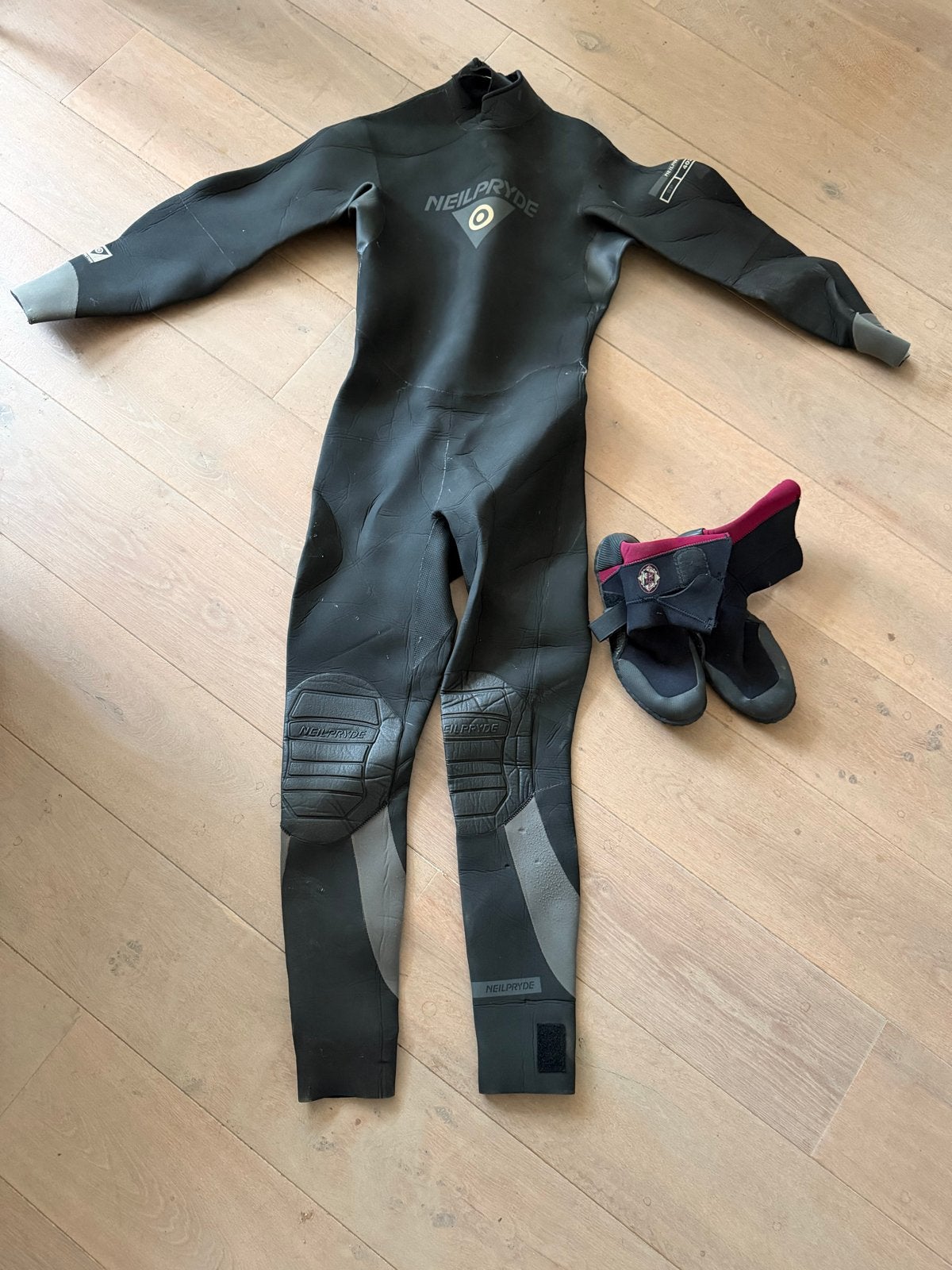 NeilPryde Wetsuit met Bootschoenen, Ophalen, Gebruikt, Dame of Heer, Wetsuit