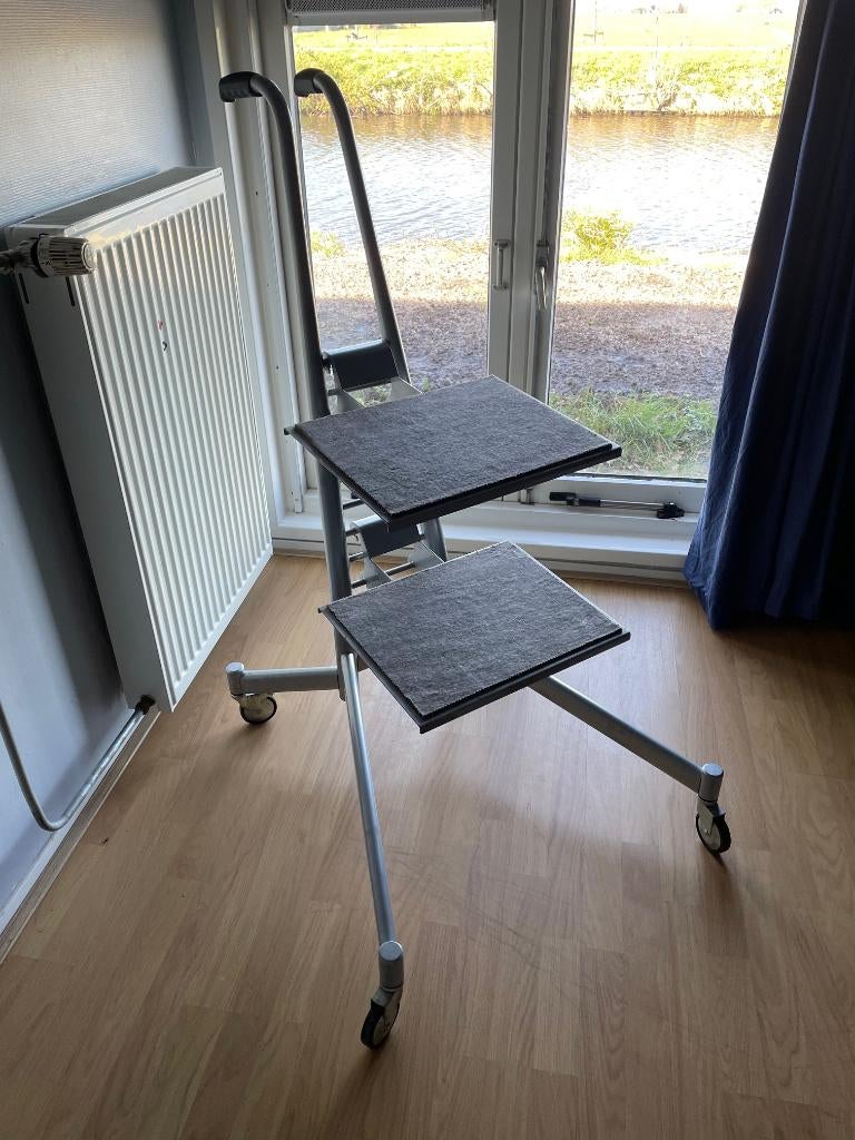 Vintage industrieel rekje, Huis en Inrichting, Ophalen, Vintage, Zo goed als nieuw, Metaal