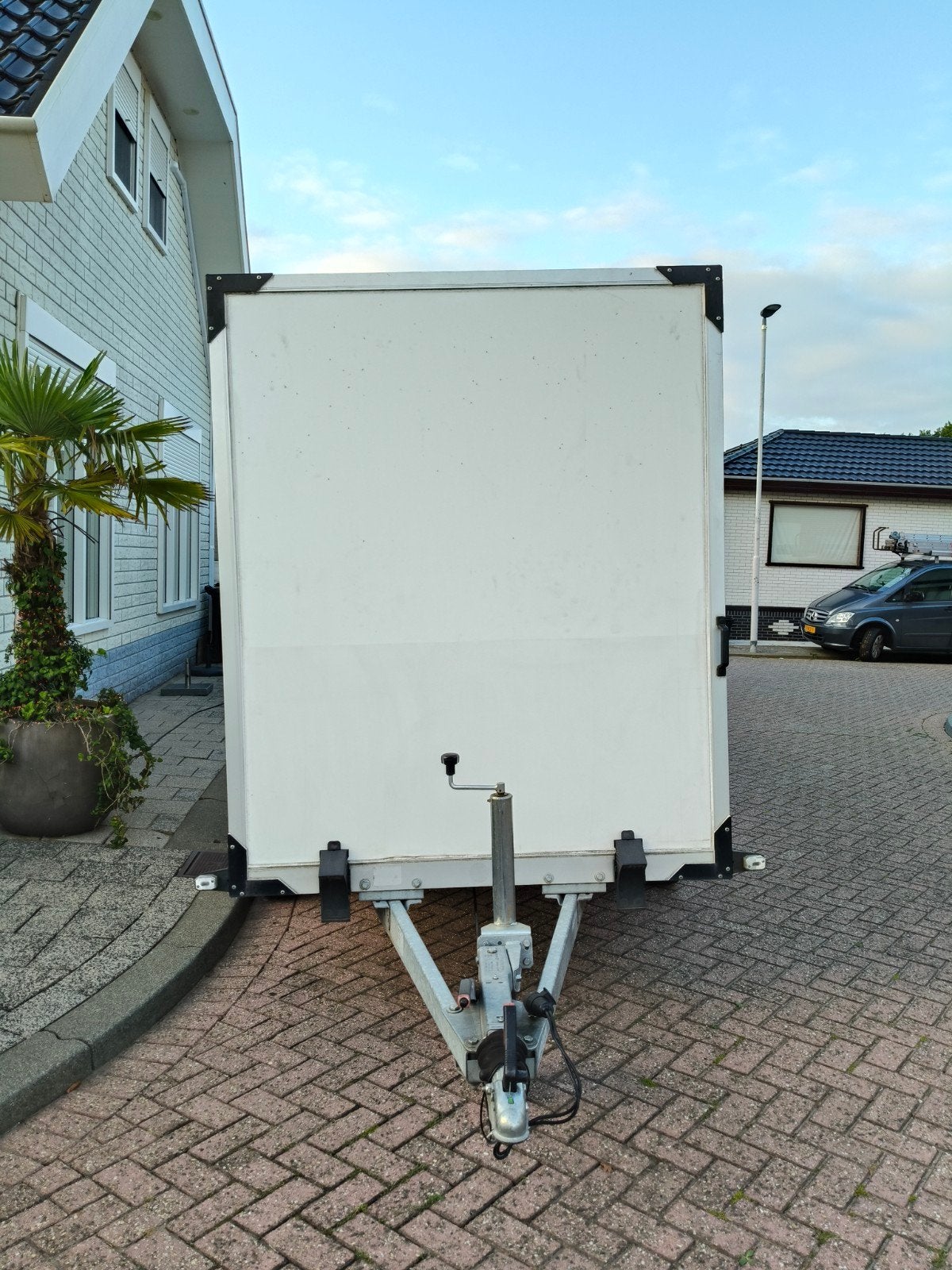 Humbaur gesloten aanhangwagen 2024 - 300x150x180, Ophalen, Zo goed als nieuw