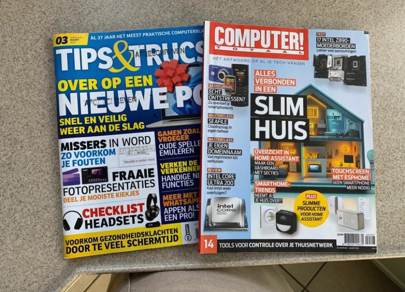 2 tijdschriften, Tips & Trucs en Computer totaal, Ophalen of Verzenden, Zo goed als nieuw, Overige onderwerpen