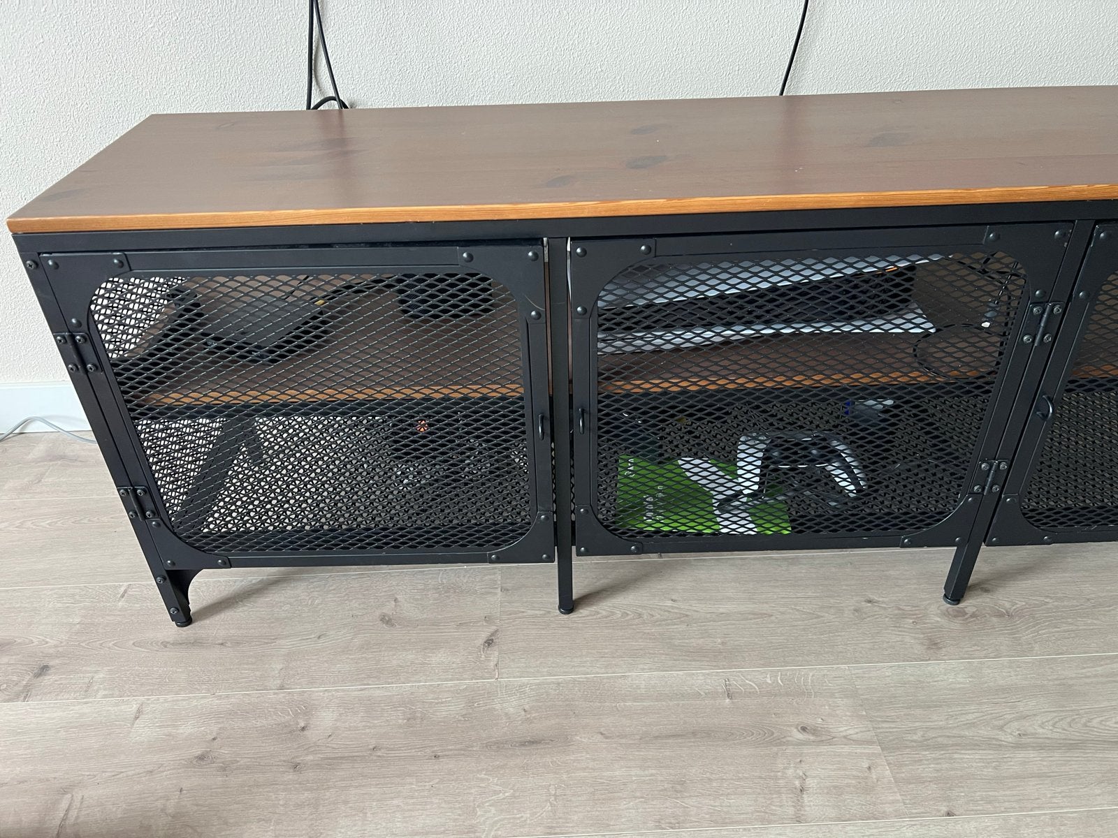 Ikea Fjallbo TV-meubel, Ophalen, Gebruikt, 100 tot 150 cm, Minder dan 100 cm