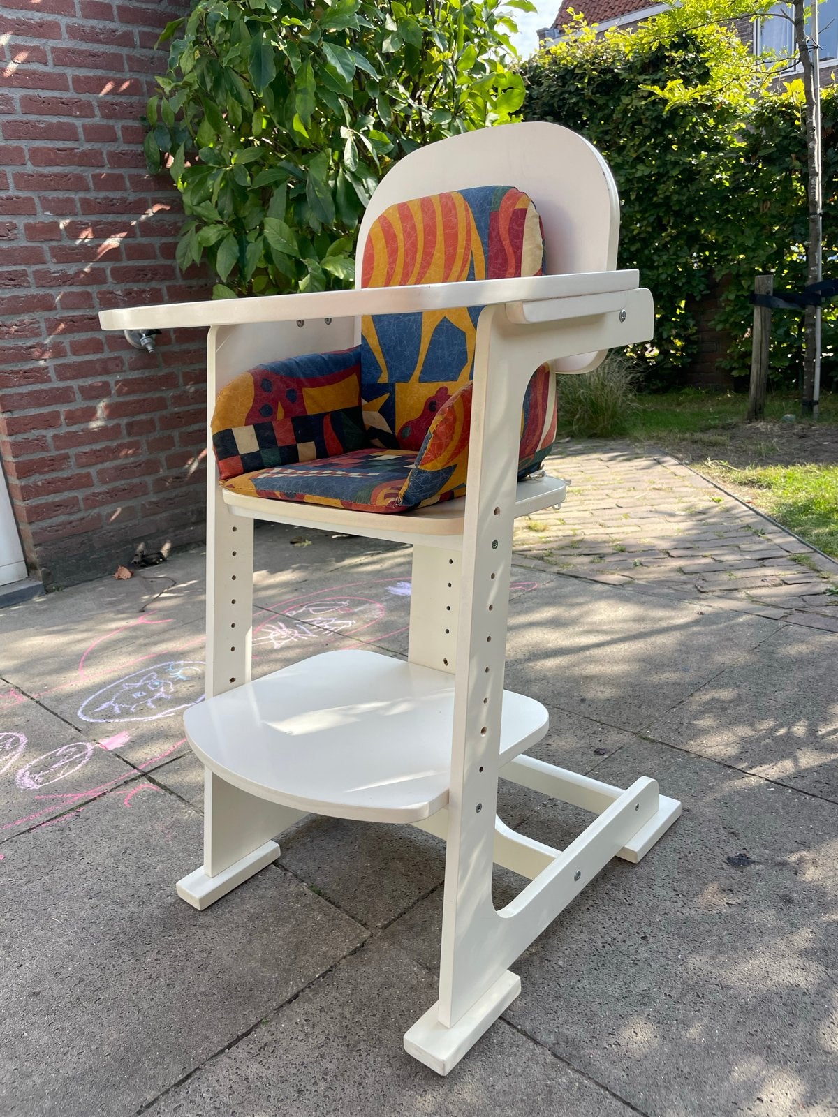 Kinderstoel - Meegroeistoel met vrolijk kussen, Kinderen en Baby's, Ophalen of Verzenden, Gebruikt, Meegroeistoel, Stoelverkleiner