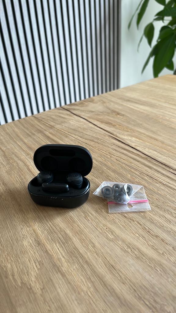Jbl bt oordopjes, Ophalen of Verzenden, Zo goed als nieuw