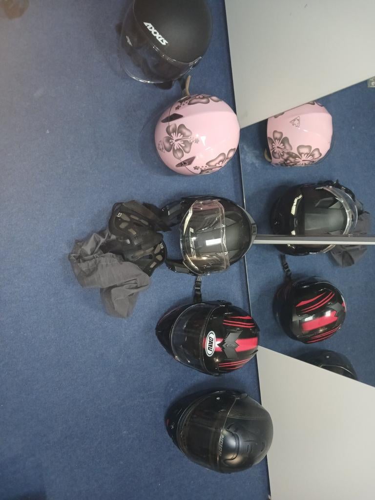 Diverse collectie helmen (scooter, motor, brommer), Motoren, Kleding | Motorhelmen, M, Tweedehands, Dames, Nolan