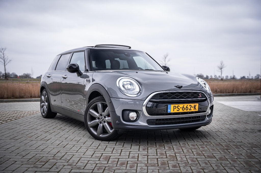 Mini Clubman 1.5 Cooper AUT 2017 Grijs