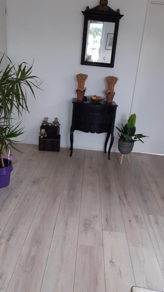 GRATIS Tv meubel, zwart kastje met 3 laden en spiegel, Huis en Inrichting, Minder dan 50 cm, Gebruikt, Ophalen of Verzenden, Minder dan 100 cm