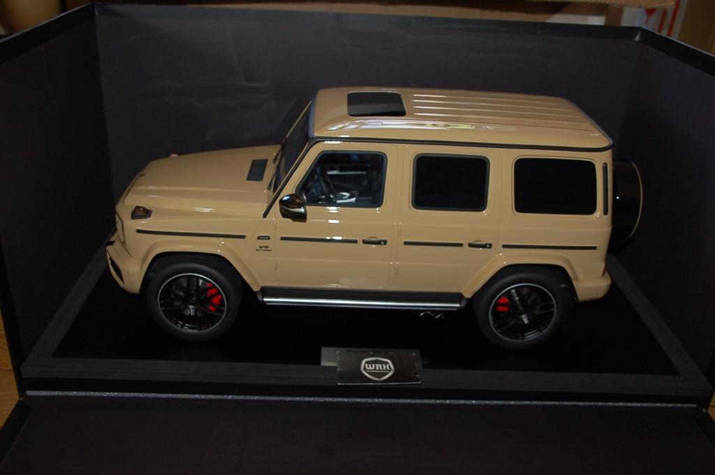 1:8 Minichamps Mercedes G63 2018 Wustensand ltd99 WRH, Hobby en Vrije tijd, Modelauto's | 1:5 tot 1:12, Ophalen, Zo goed als nieuw