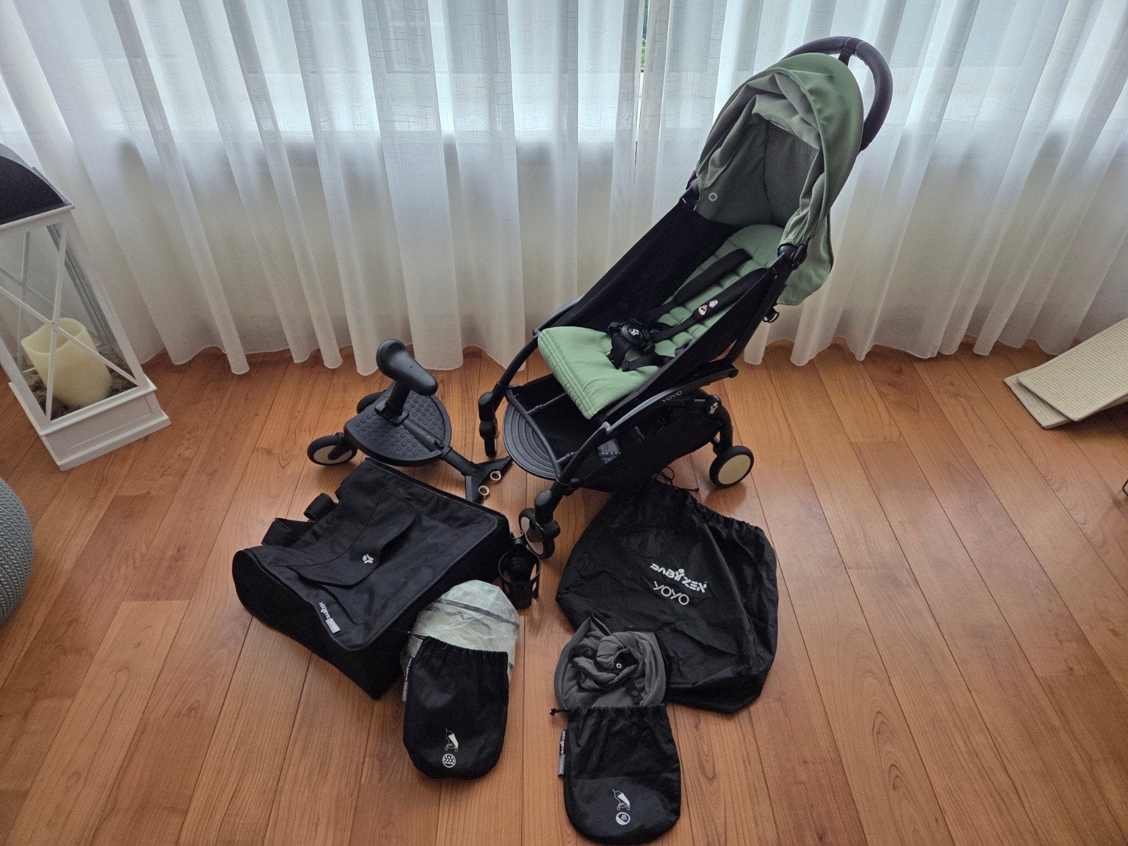 Yoyo babyzen with staff, Kinderen en Baby's, Buggy's, Ophalen, Zo goed als nieuw