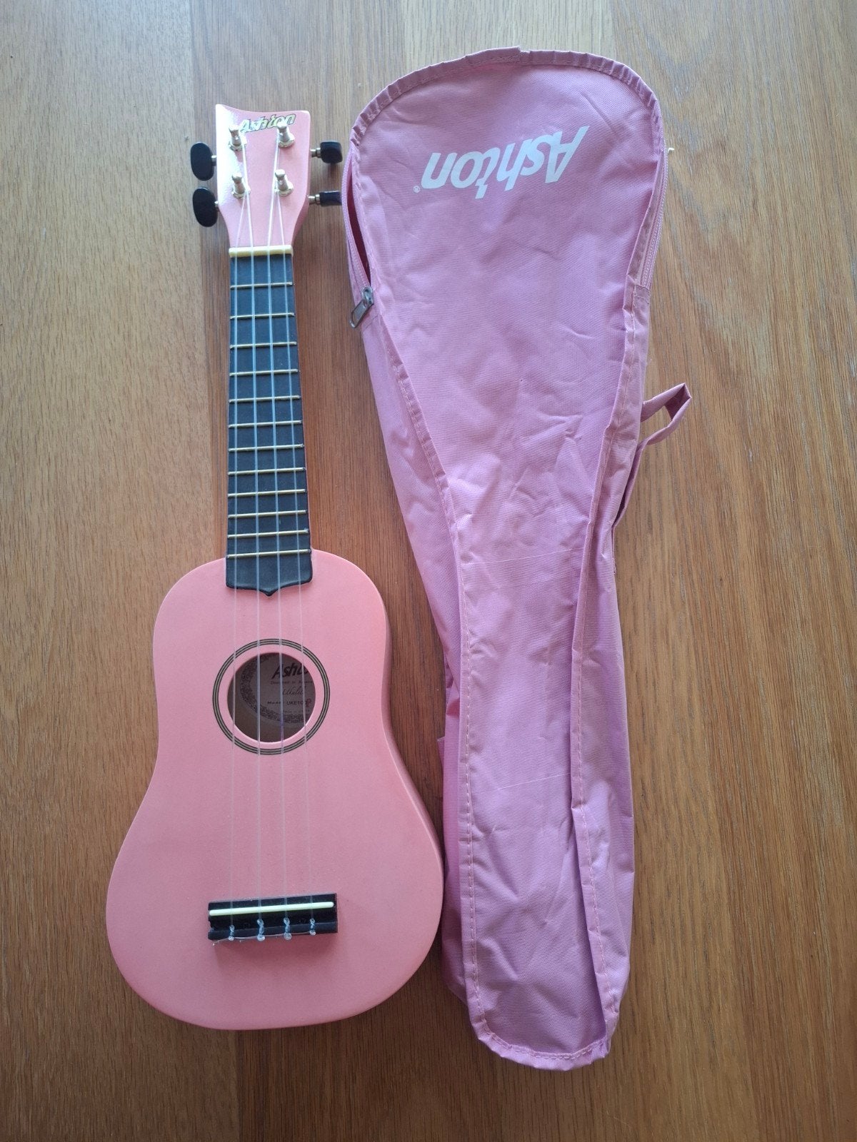 Roze ukelele, Muziek en Instrumenten, Snaarinstrumenten | Gitaren | Akoestisch, Ophalen, Zo goed als nieuw, Overige typen