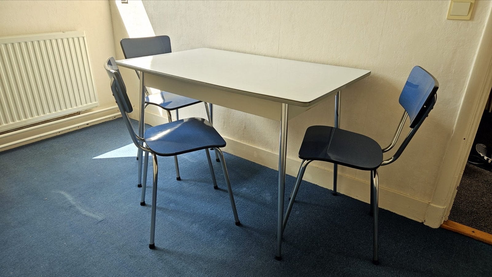Formica retro vintage jaren 70 set stoelen 3 stuks met tafel, Huis en Inrichting, Ophalen, Gebruikt, 100 tot 150 cm, 50 tot 100 cm