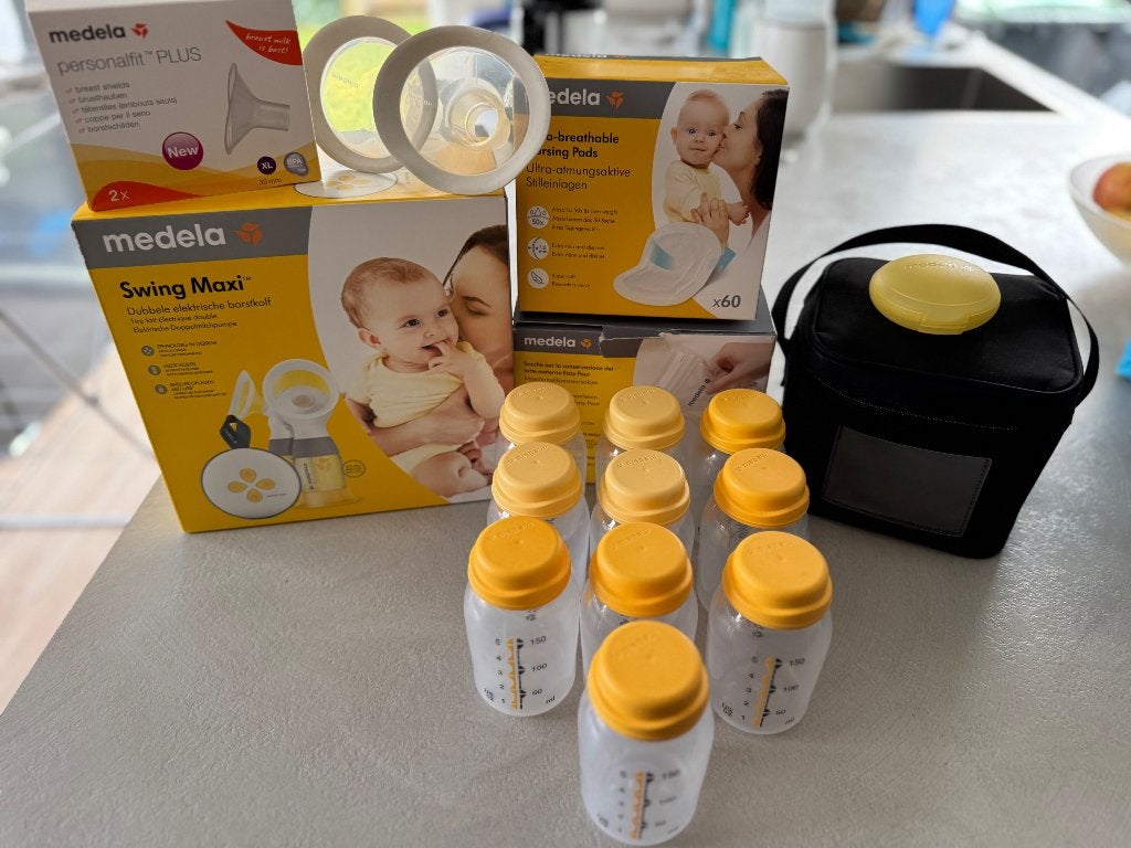 Medela swing maxi compleet met vele extra’s, Medela, Ophalen of Verzenden, Zo goed als nieuw, Borstkolf