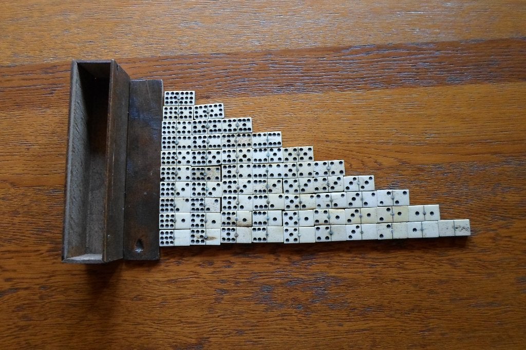 Dominostenen Antiek, Antiek en Kunst, Ophalen of Verzenden