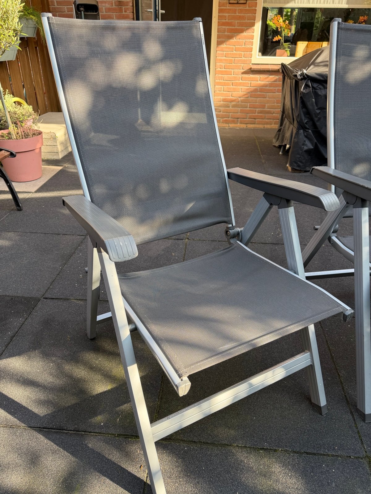 Foto 20 van 2 Kettler tuinstoelen - verstelbaar en inklapbaar met kussen