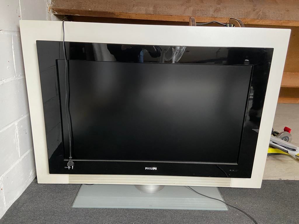 GRATIS grote Philips Tv 41 inch, Audio, Tv en Foto, Televisies, Ophalen, Philips, Gebruikt, 50 Hz
