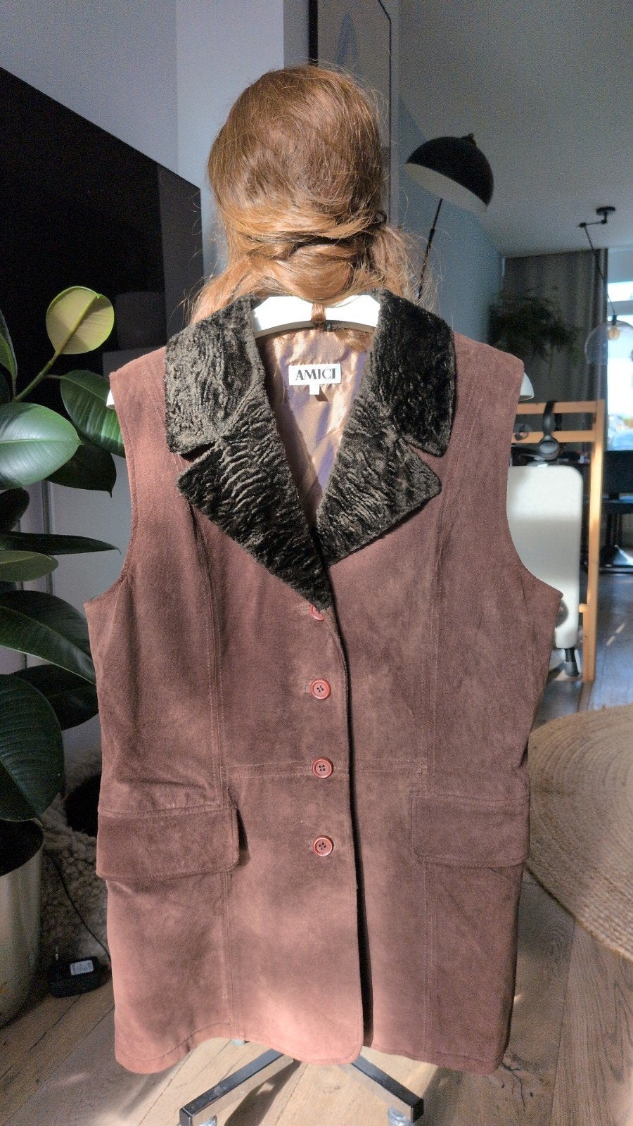 Amici suède gilet met imitatiebont kraag - Maat M/L, Ophalen, Bruin, Maat 42/44 (L), Zo goed als nieuw