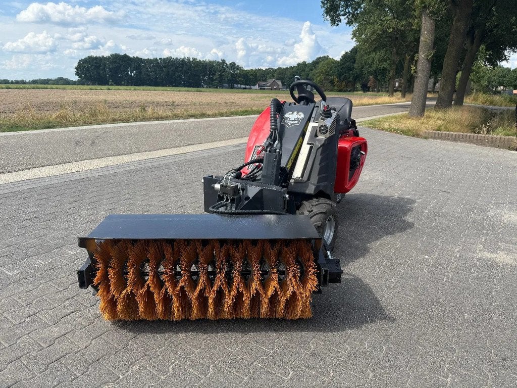 Avant veegmachine mini shovel (bj 2025), Zakelijke goederen