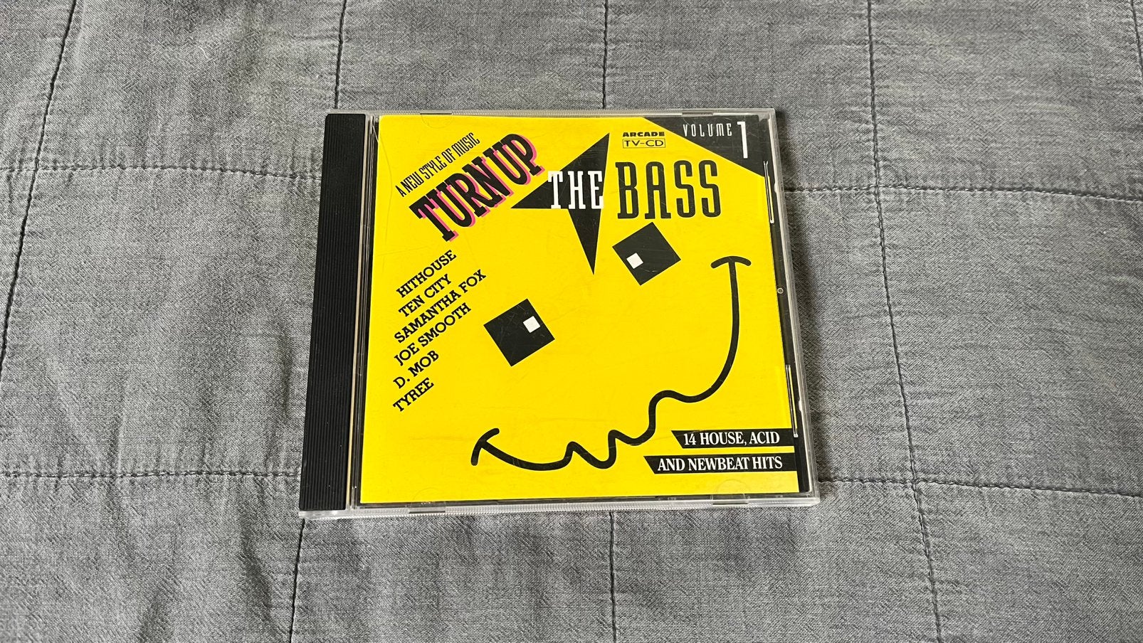 Turn Up The Bass Volume 1 CD (1989) House & Acid Klassieker!, Cd's en Dvd's, Ophalen of Verzenden