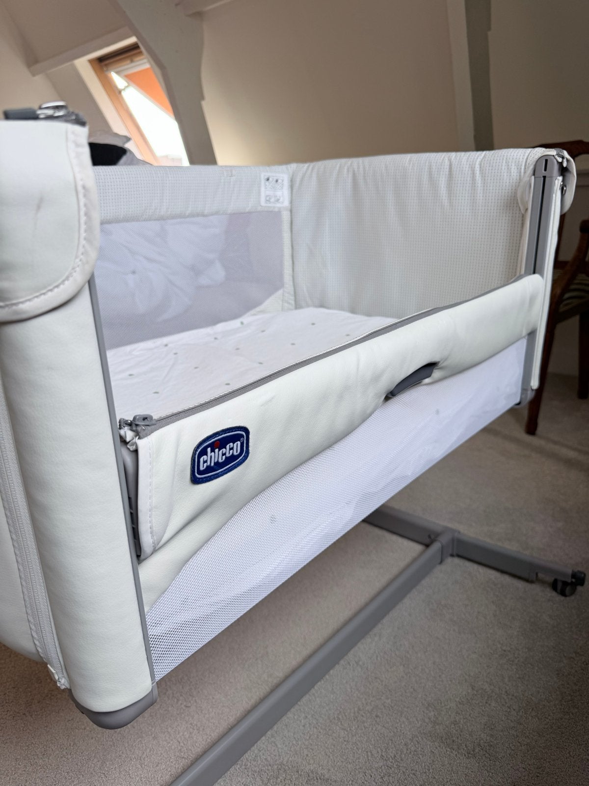Chicco Co-sleeper - Zo goed als nieuw, Kinderen en Baby's, Ophalen, Zo goed als nieuw, Minder dan 140 cm, Matras