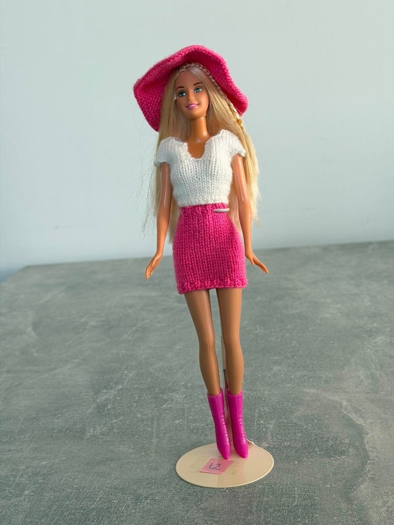 BARBIEPOP nr. 12, Kinderen en Baby's, Ophalen of Verzenden, Zo goed als nieuw, Barbie