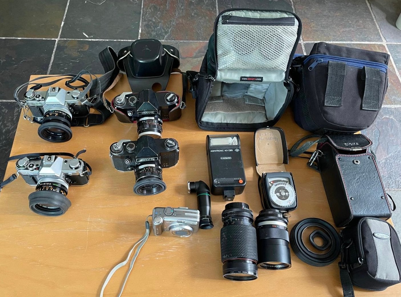Diverse fotocamera’s + accessoires, Ophalen, Gebruikt, Spiegelreflex, Canon