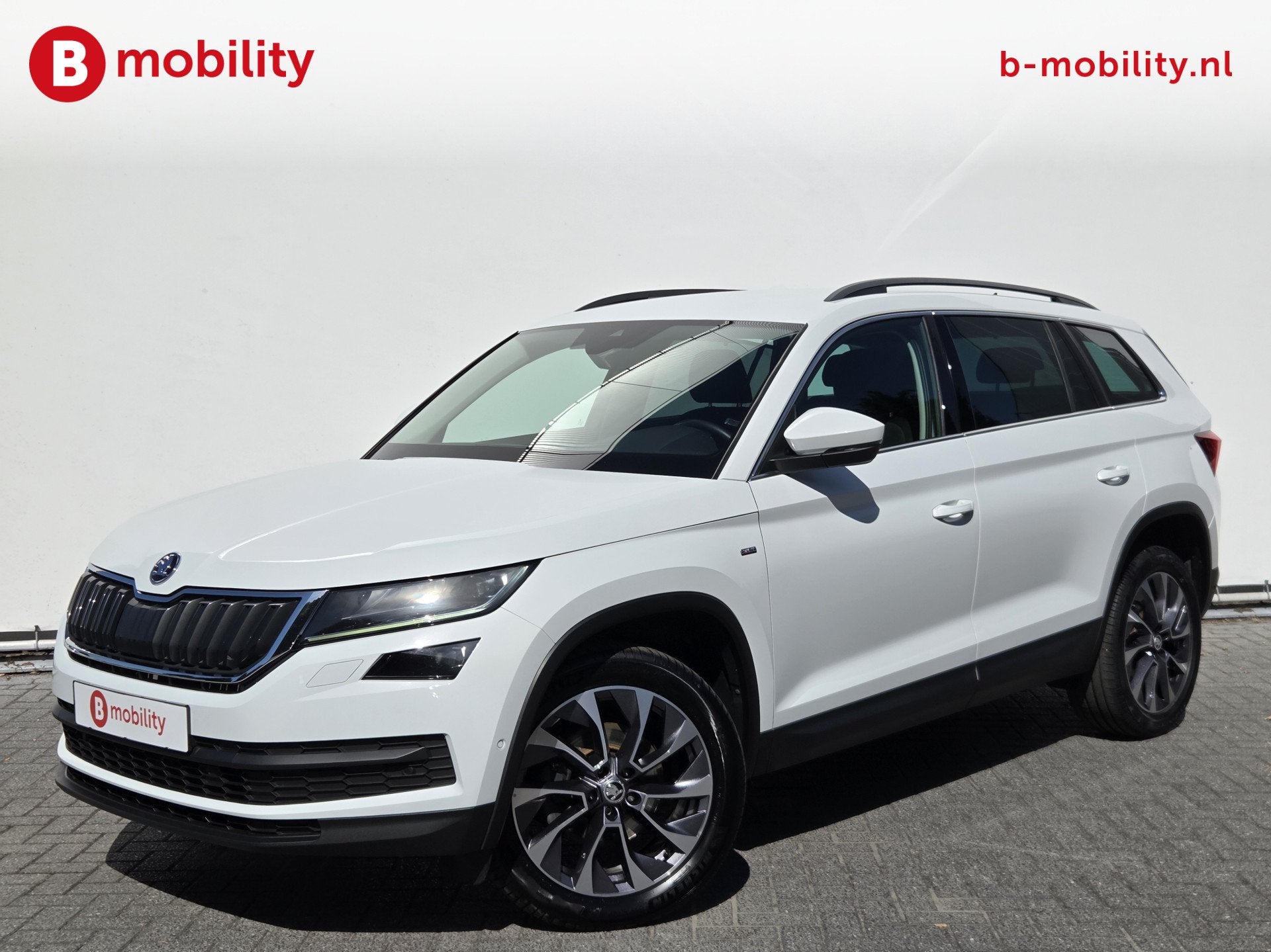 Skoda Kodiaq 1.5 TSI Sportline Business DSG Automaat Trekhaa, Auto's, Skoda, 4 cilinders, 150 pk, Wit, Bedrijf