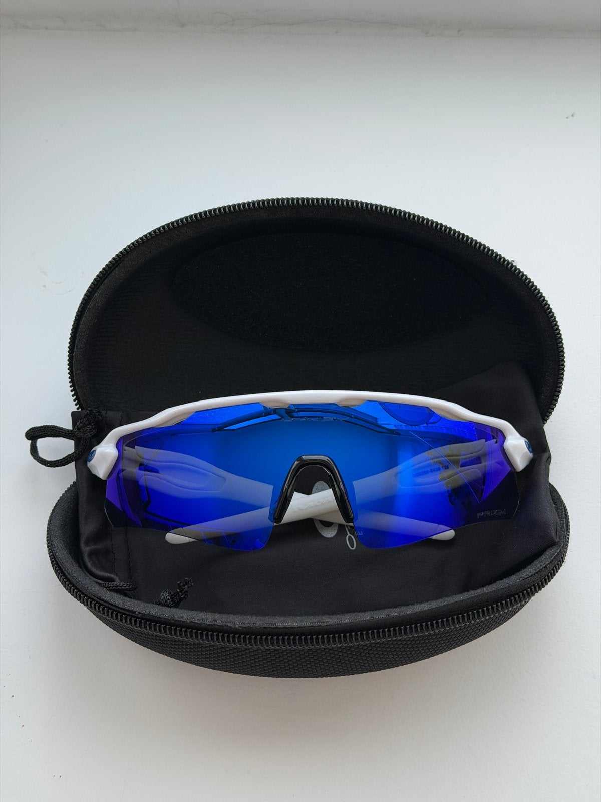 Oakley Radar EV Path Zonnebril - Wit met Blauwe Glazen, Zonnebril, Wit, Ophalen of Verzenden, Zo goed als nieuw