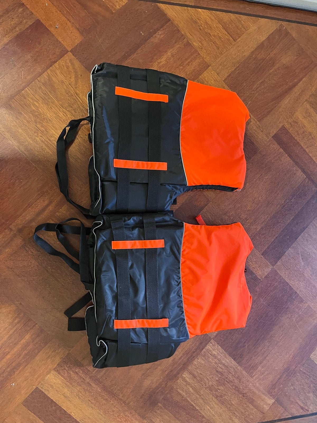 Zwemvesten Yuntian Outdoors (XL & L) - Nieuw, Watersport en Boten, Ophalen, Nieuw, Dame of Heer, Reddingsvest of Zwemvest