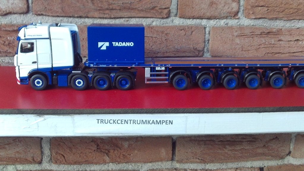 IMC  Mercedes  Benz  Actros  van  Tadano.