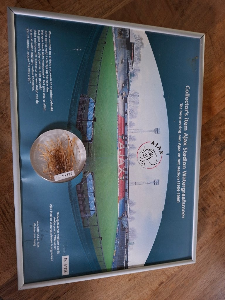 Collecters Item gras uit de Meern, Ophalen, Gebruikt, Ajax