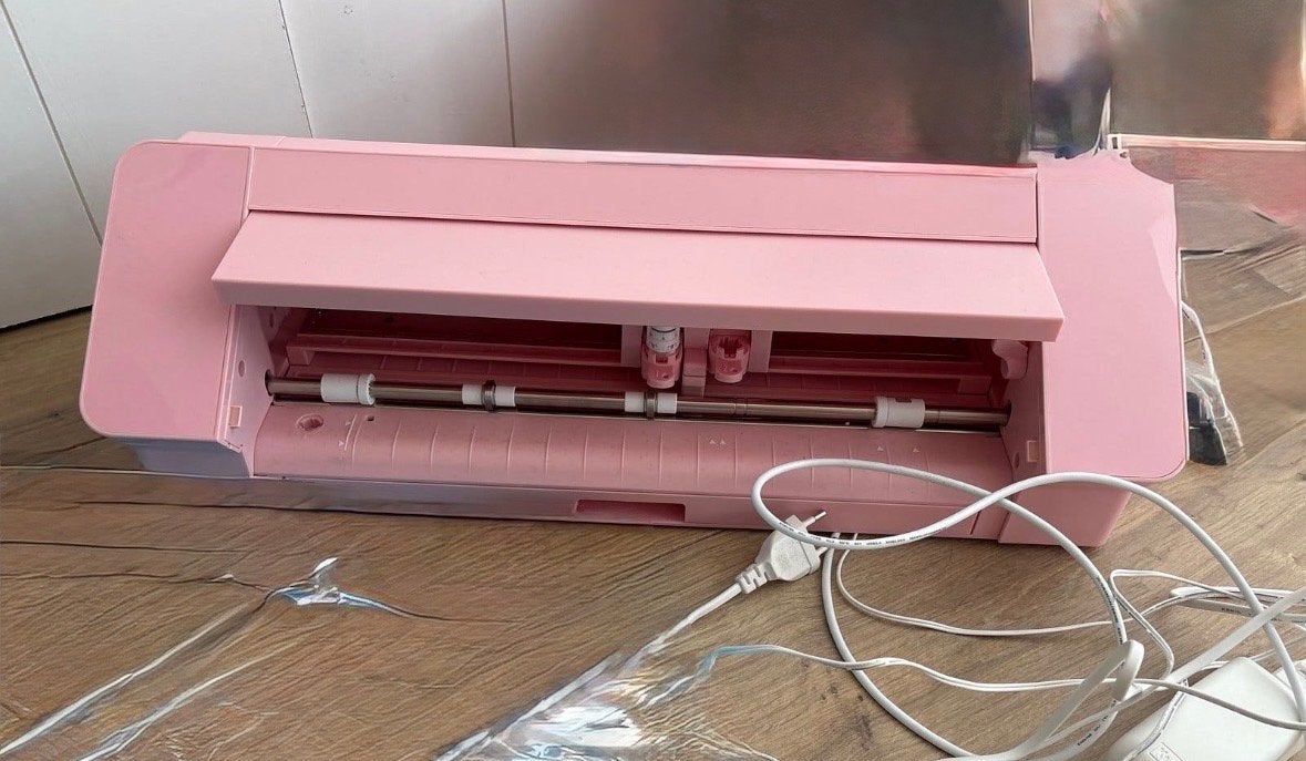 Silhouette Cameo 4 Roze Snijplotter, Roze, Sil, Ophalen of Verzenden, Zo goed als nieuw