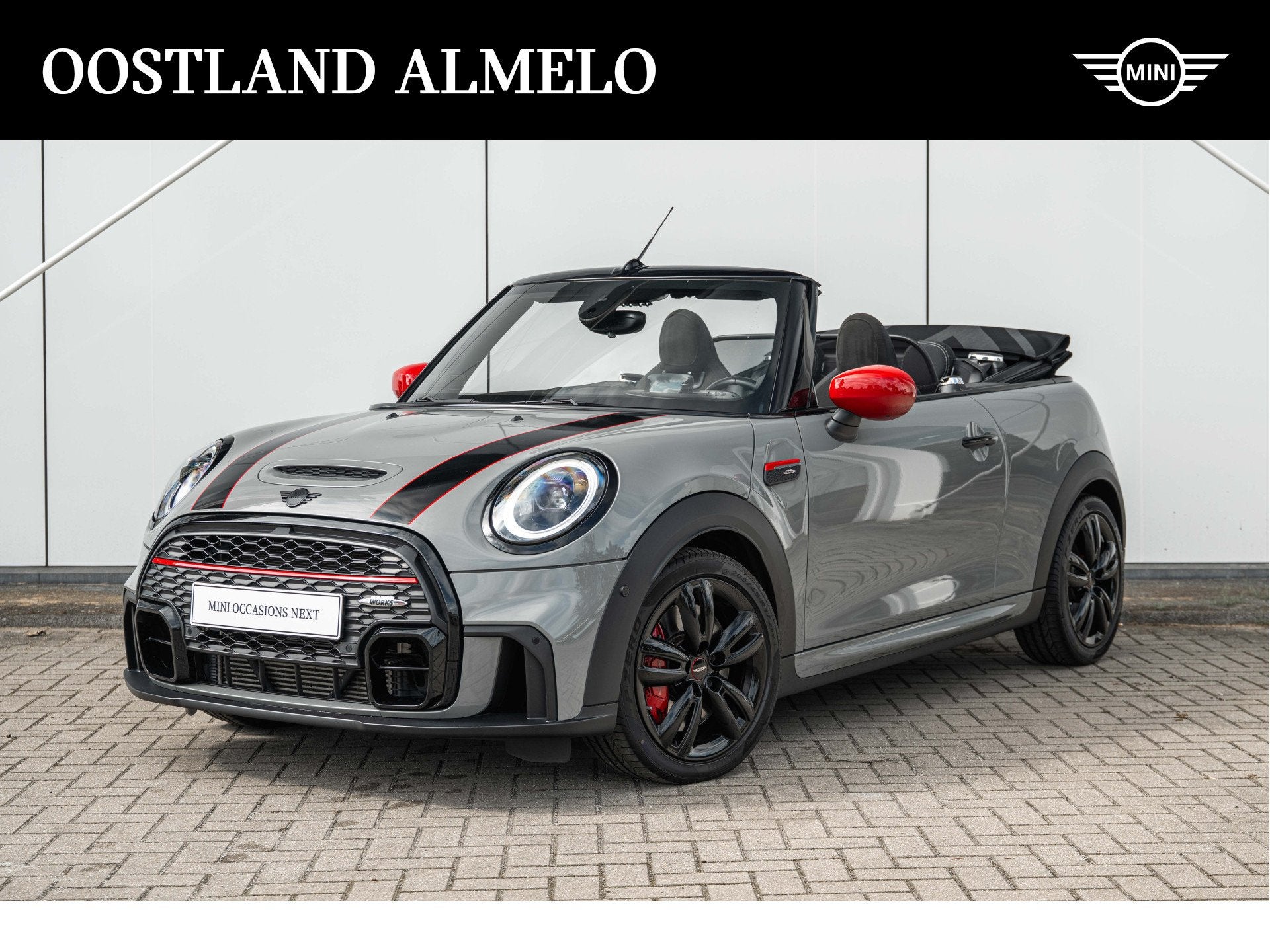 MINI Cabrio John Cooper Works Automaat / Achteruitrijcamera, 1998 cc, Gebruikt, 4 stoelen, 14 km/l