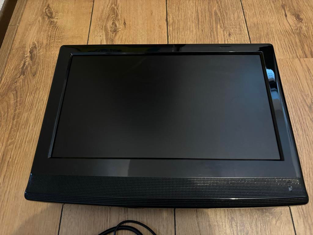 Q.Media LCD TV - Perfect voor in de camper, Ophalen, Gebruikt