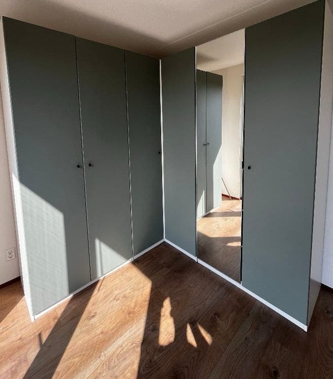 Pax hoekkast Reinsvoll deur 236 hoog, Huis en Inrichting, Ophalen, Gebruikt, 200 cm of meer, Met plank(en)