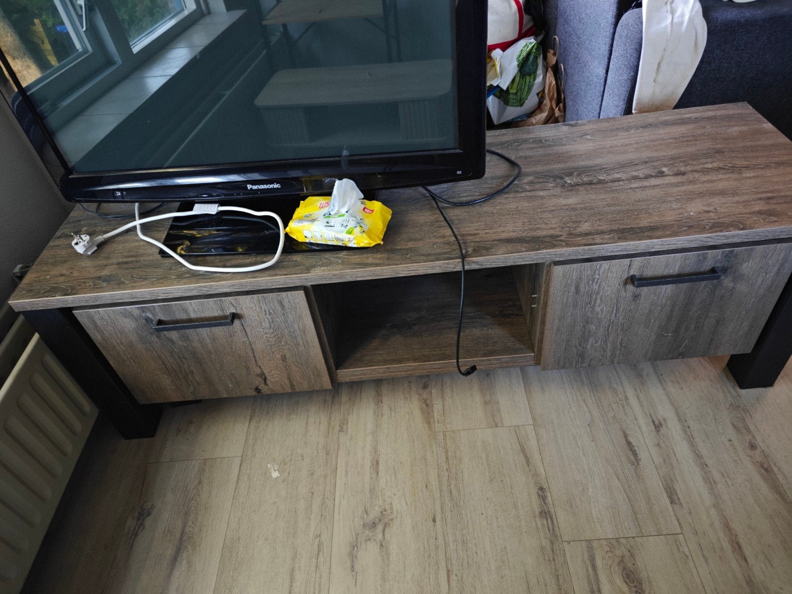 tv meubel, Ophalen, 150 tot 200 cm, Zo goed als nieuw, Minder dan 100 cm