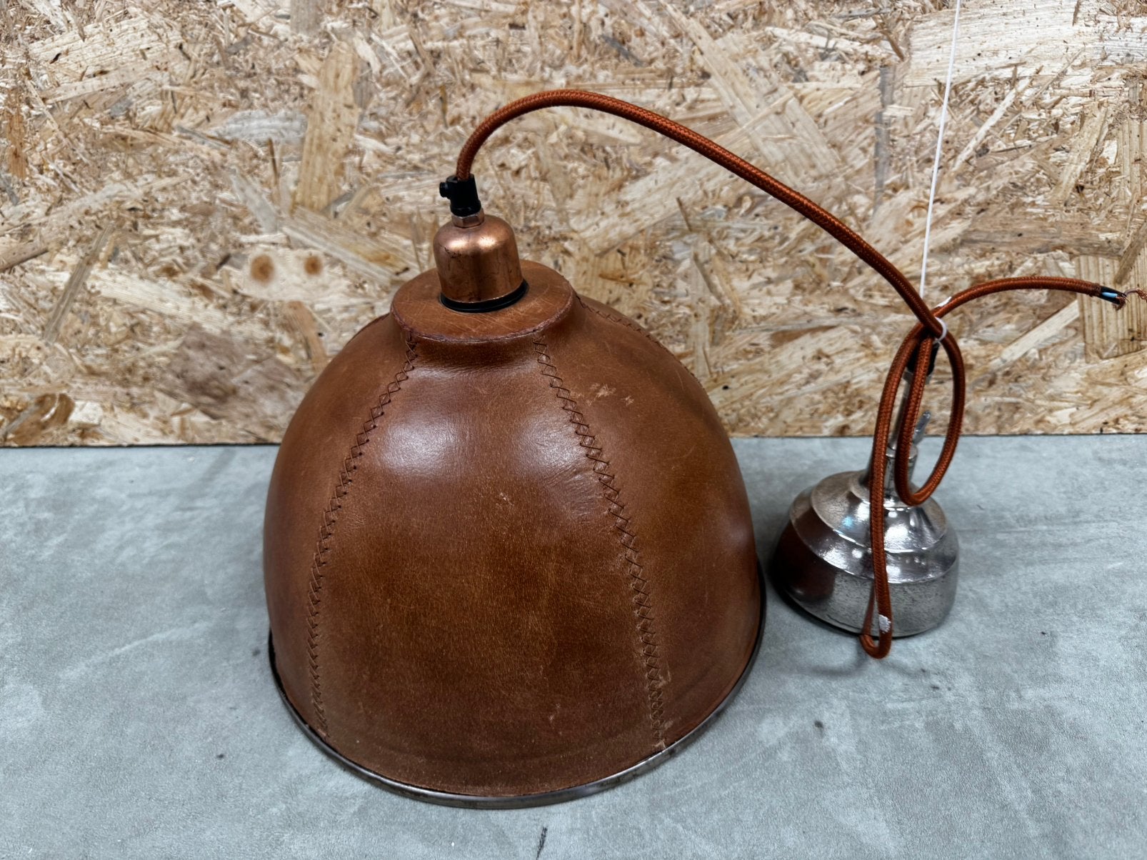 Stoere industriële leren hanglamp | Bruin leer - ReK4, Huis en Inrichting, Gebruikt, X, Metaal, Industrieel