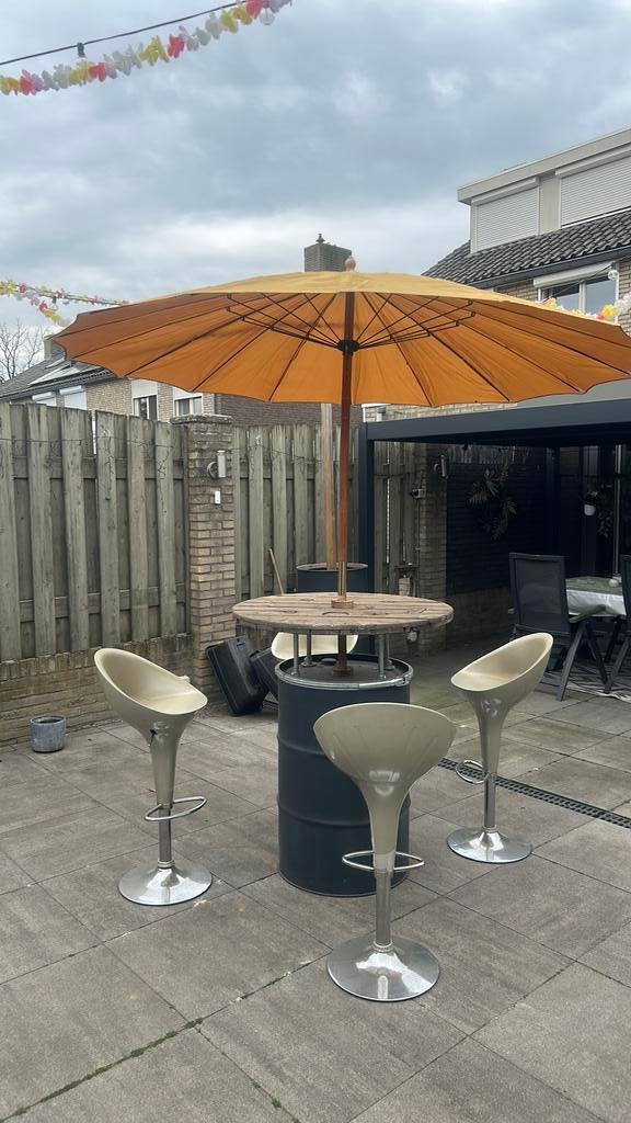 Statafel met 4 krukken en parasol, Ophalen, Overige typen, 1 tot 2 meter, Verstelbaar