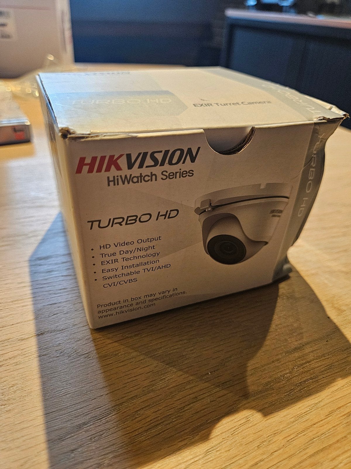 Hikvision HiWatch HWT-T120-M 2MP Turbo HD Beveiligingscamera, Ophalen, Nieuw