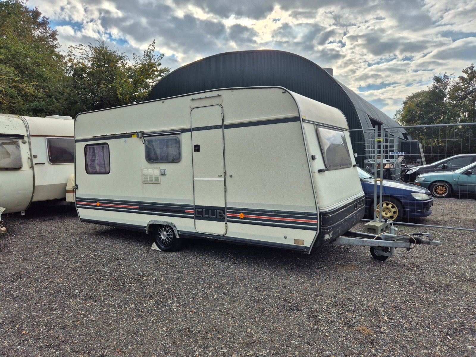 1988 Bürstner festival caravan met voortent, Hordeur, Bedrijf, Treinzit, Tot 500 kg